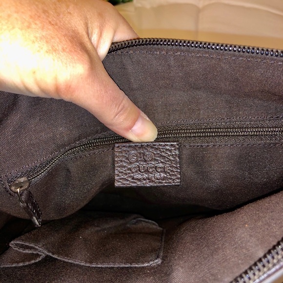 Gucci GG Nailhead Crossbody/Messenger 272396 - Picture 6 of 10